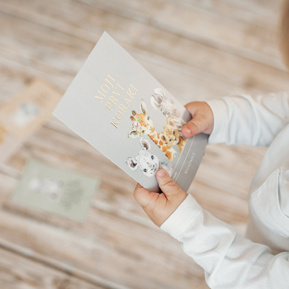 Kartice s prekretnicama za bebe - prva