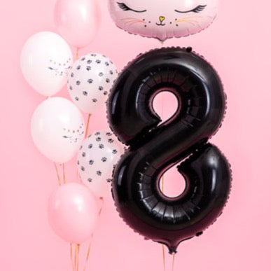 Napihljiv balon v obliki števila